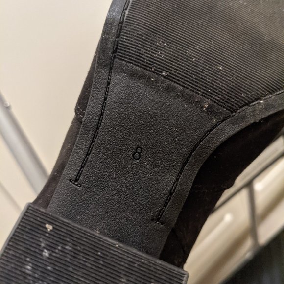 Old Navy Waterproof Booties - Picture 10 of 13